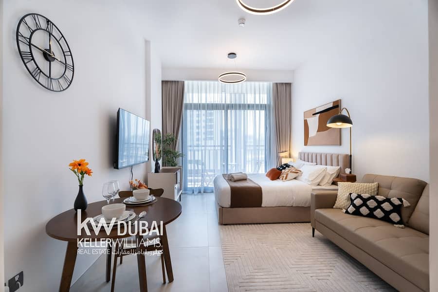 Spacious Studio | Balcony | Vacant