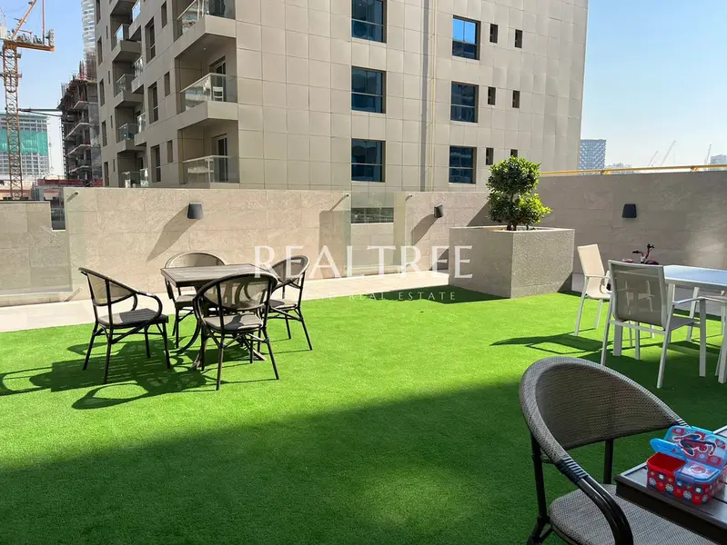 Vacant | Bright Studio | Pool View | Best Price in Jumeirah Village Circle (JVC)