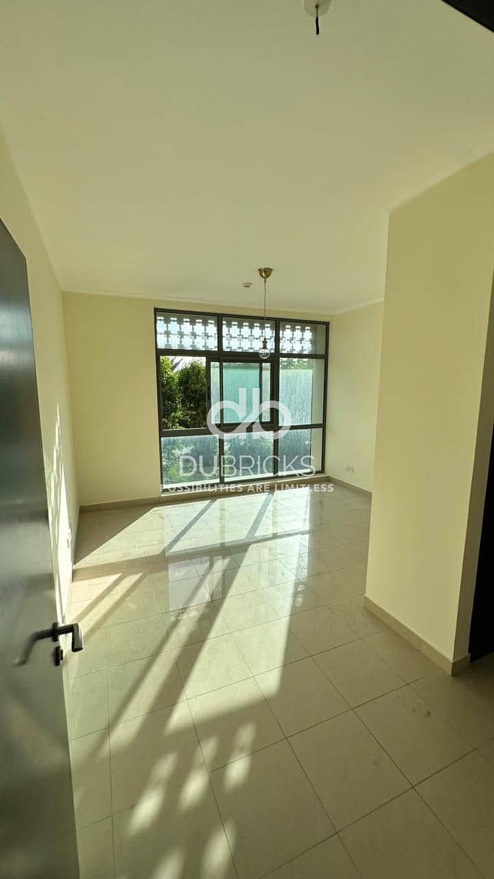 Spacious & Immaculate | Golf Course Facing | Premium Living