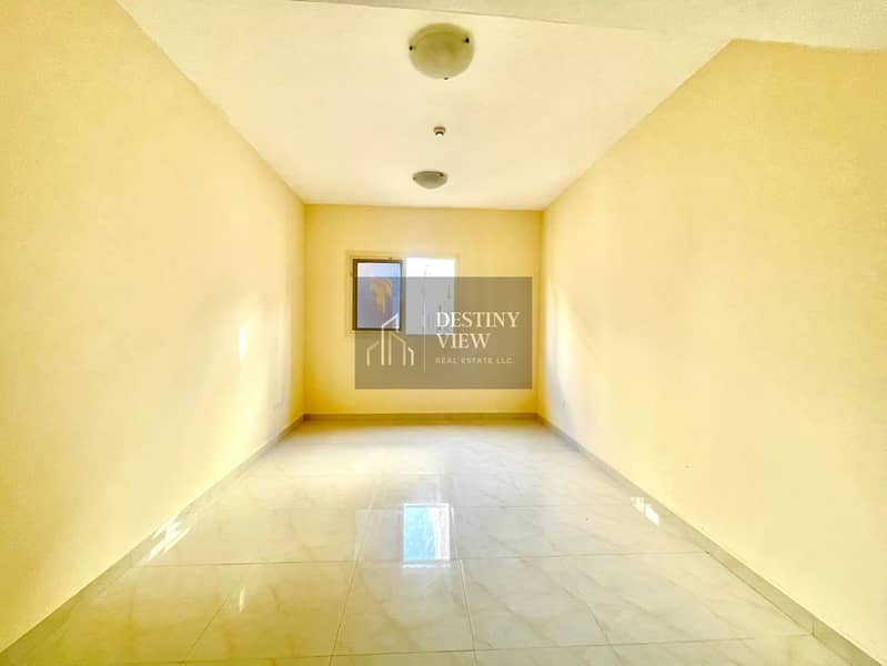 Spacious 1BHK Apartment | 900 Sqft | 2 Bathrooms | Family Living | Rent 37,500