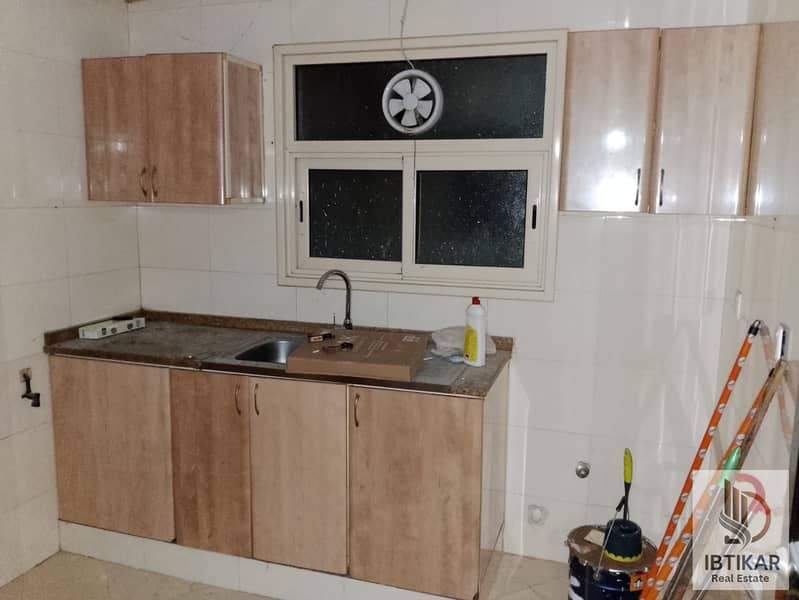 Huge 2 Bedroom Apartment With Wardrobes | Closed Hall | Free Parking | Just 42k Yearly