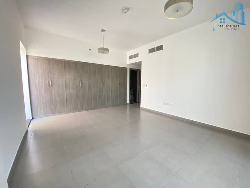 1410 SQFT_HUGE AND NEW 2BHK_WITH HUE TERRACE