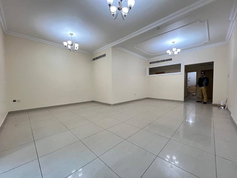 Luxury 2bhk Huge Apt 3Bath Maidroom Balcony Wardrobe Maintenance Free 55k Family Bld Prime Location