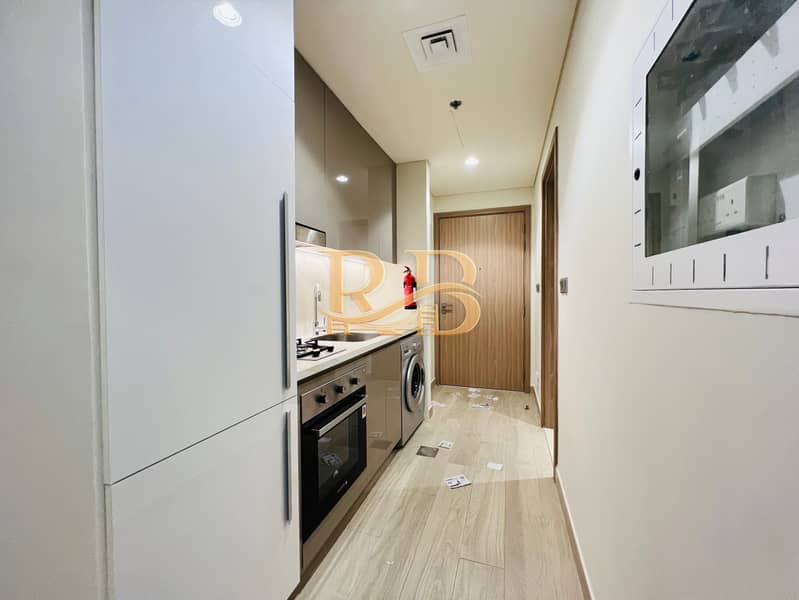 Great Deal || Boulevard View || Spacious Layout || Multiple Units