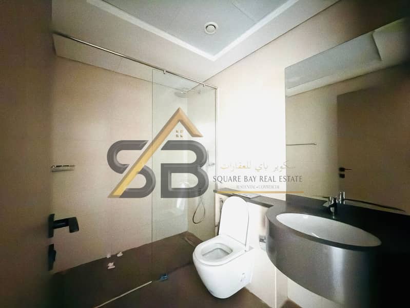 Semi-Furnished 2BHK|Fully Equipped Kitchen|Close to World trade Metro| - Image 13