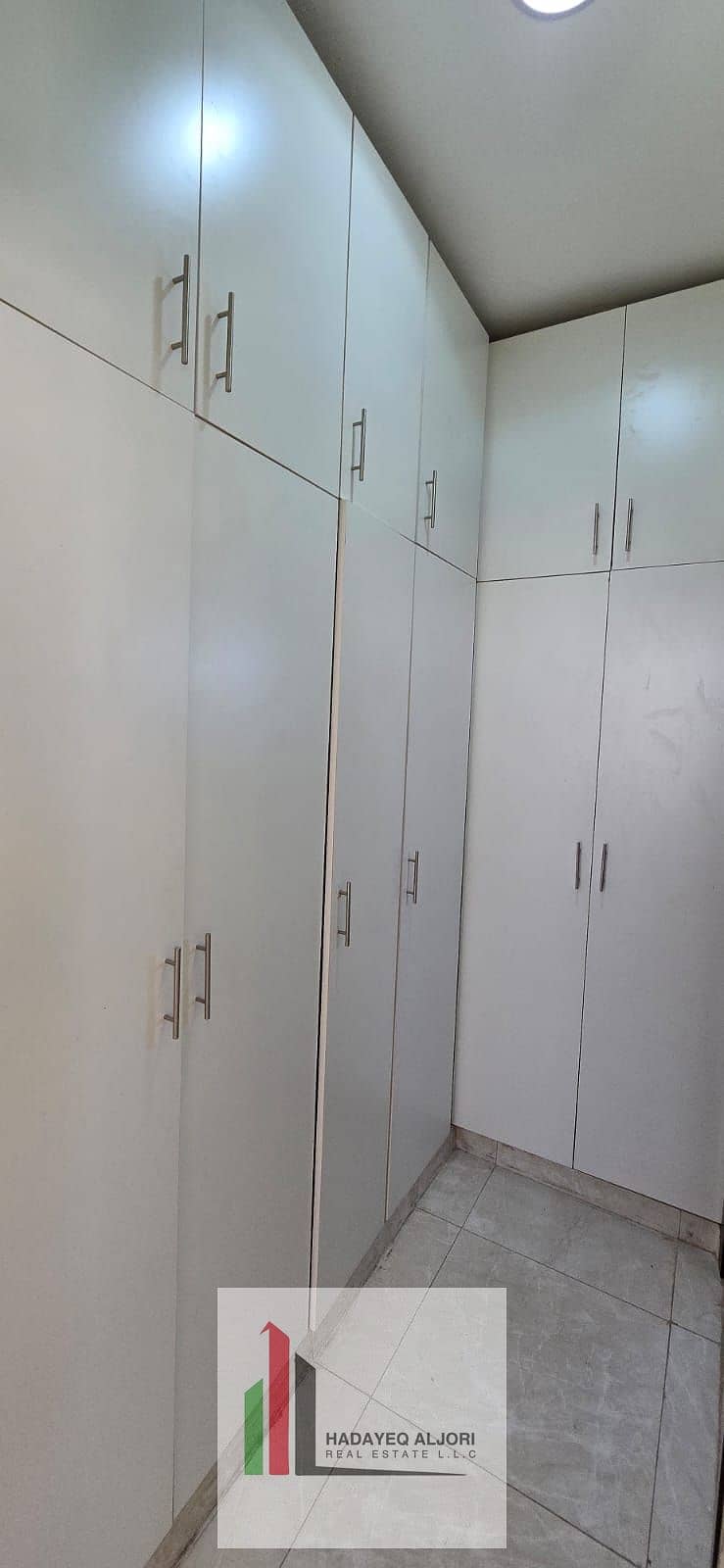 5BR Villa | Al Mizhar 2 | Large Garden & Parking - Image 13