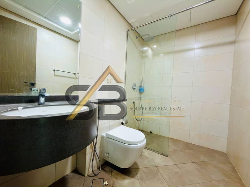 Semi-Furnished 2BHK|Fully Equipped Kitchen|Close to World trade metro| - Image 10