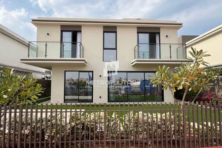 5 Bedroom Villa for Sale in Al Hamra Village, Ras Al Khaimah - Spacious 5BR Villa G+1 | Close to Handover