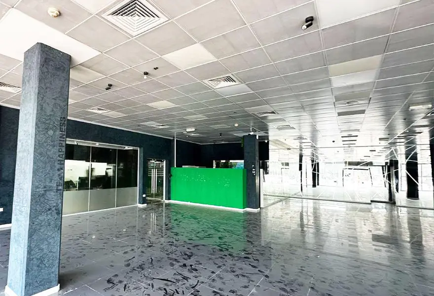 Prime Showroom For Rent | 120KW Electricity - Mynd 6