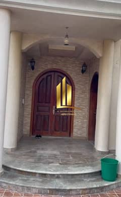 للبيع بيت في الغافيه الشارقه