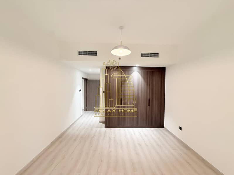 Sumptuous 2BHK | Kitchen Appliances | Gym & Pool | Book Now