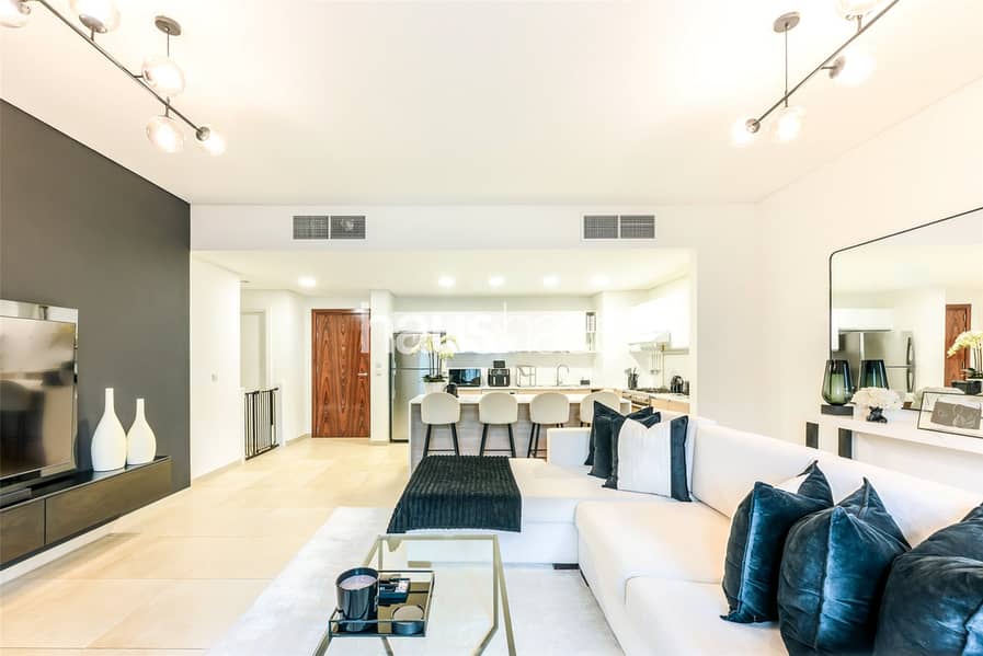 Vacant Now | Golf Course View | Flexible Cheques