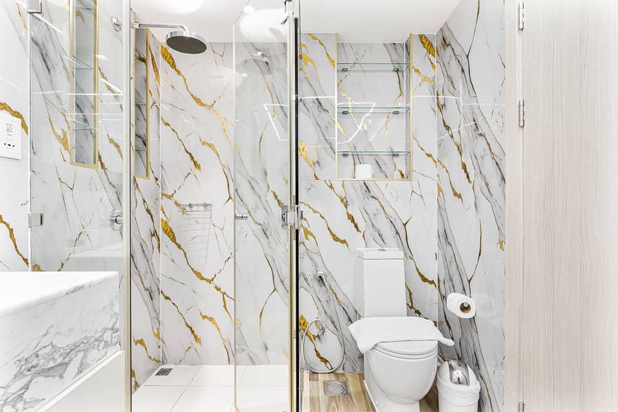 16 Full Bathroom 2 (2). jpeg