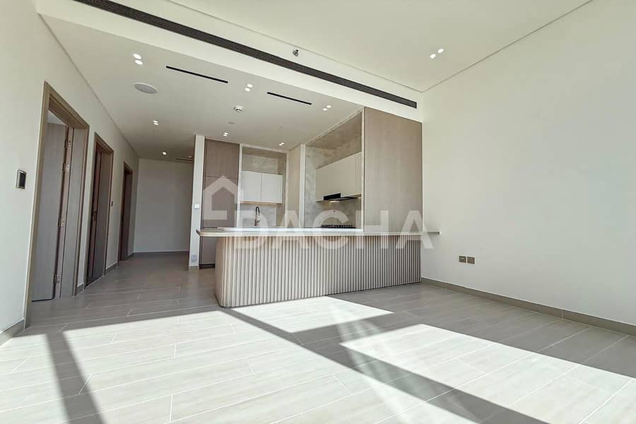 1+ Study | Motivated Seller | Marina Skyline View 1+ Study | Motivated Seller | Marina Skyline View