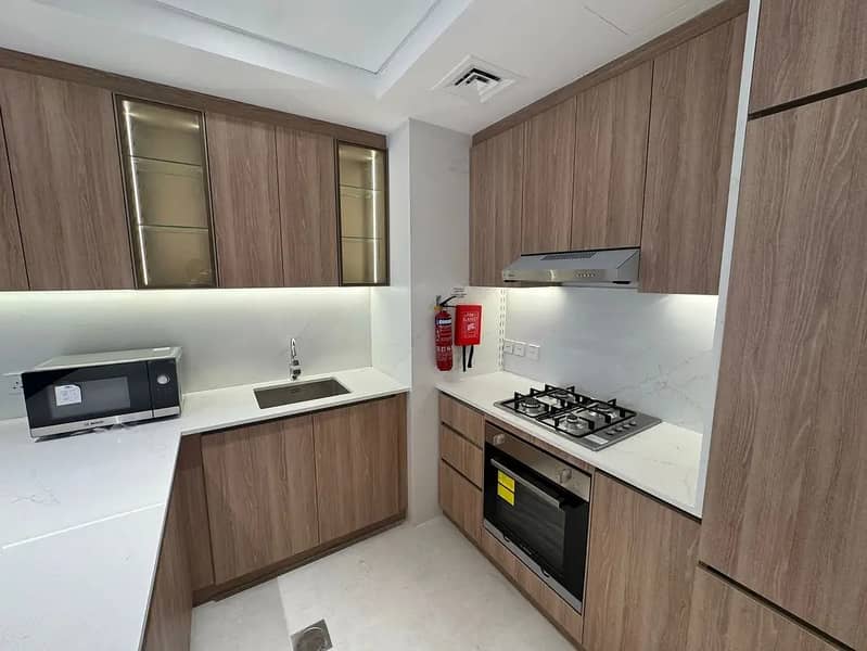 1 Bedroom Apartment | Riva Residence Dubai Maritime City | Marina & Downtown Views | Balcony Access - Image 12