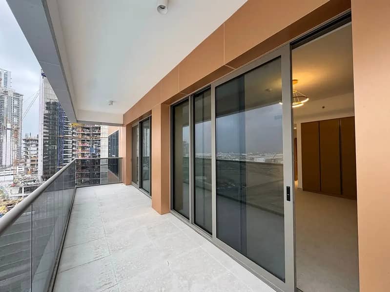 1 Bedroom Apartment | Riva Residence Dubai Maritime City | Marina & Downtown Views | Balcony Access - Image 13