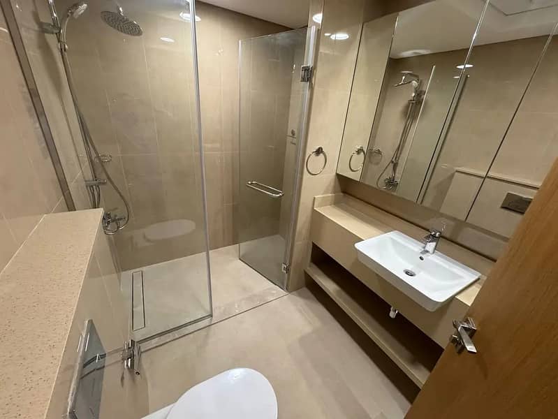 1 Bedroom Apartment | Riva Residence Dubai Maritime City | Marina & Downtown Views | Balcony Access - Image 15