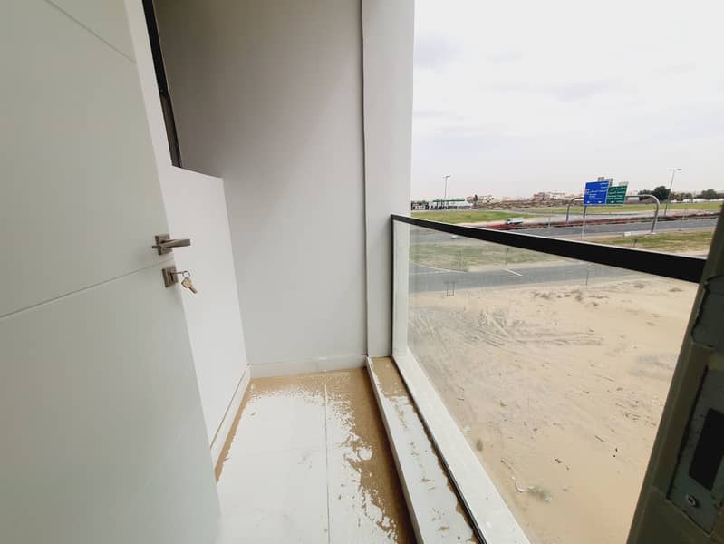 Brand new 1bhk with balcony and full open view near to sharjah Mosque price 43k