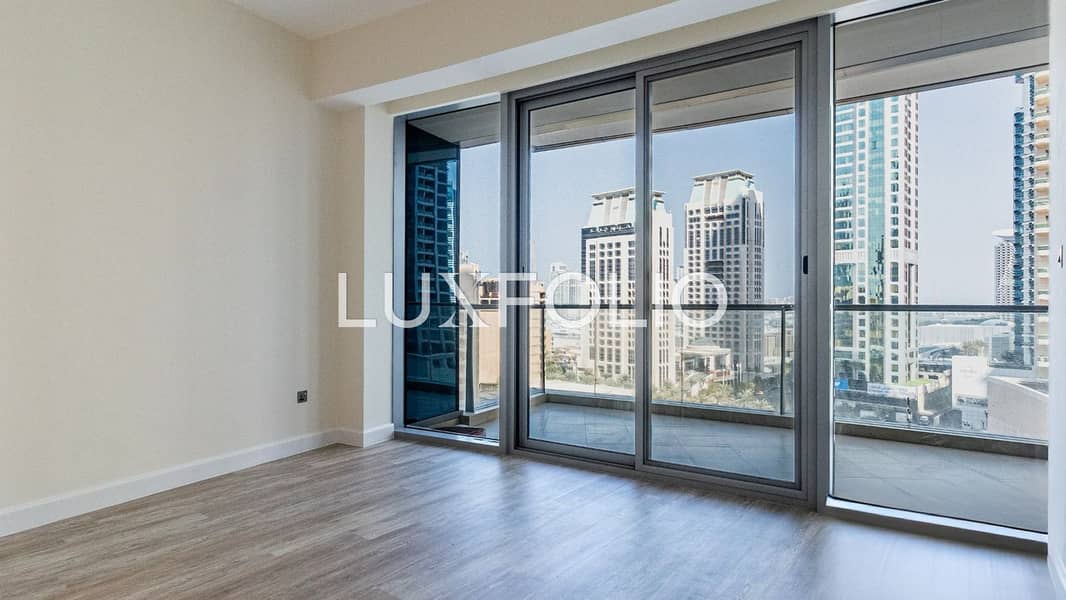 Fully Upgraded · Vacant On Transfer · Spacious — image 5