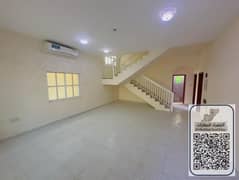 للايجار فيلا 5 غرف طابقين مساحة كبيرة حوش داخلى وباركن داخلي المويهات عجمان