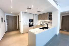 Spacious | Private pool | Vacant Now |