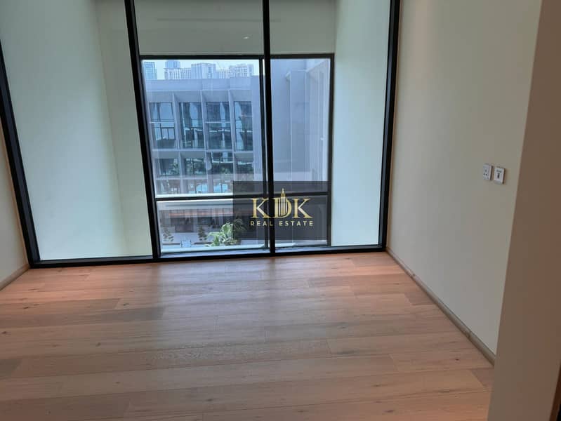 1Br+Duplex | Fitted Kitchen | Community View - Image 5