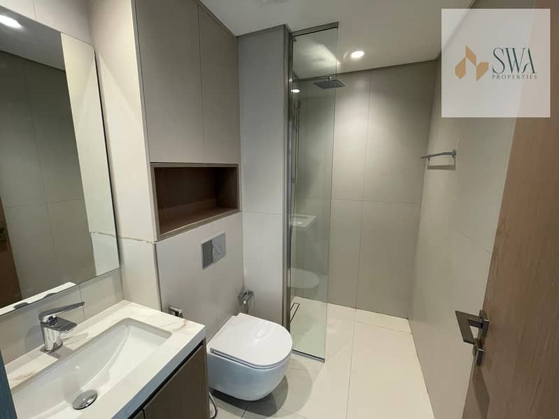 5 Bathroom 1. jpeg