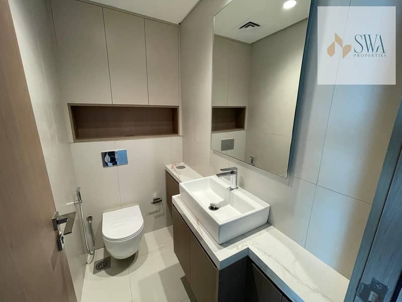 15 Powder Room. jpeg