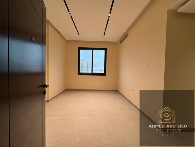2BHK Apartment for Annual Rent in Al Jurf 3, Ajman – First Tenant, Super Deluxe Finishing, Balcony, Central AC, 1 Month Free, AED 39,000