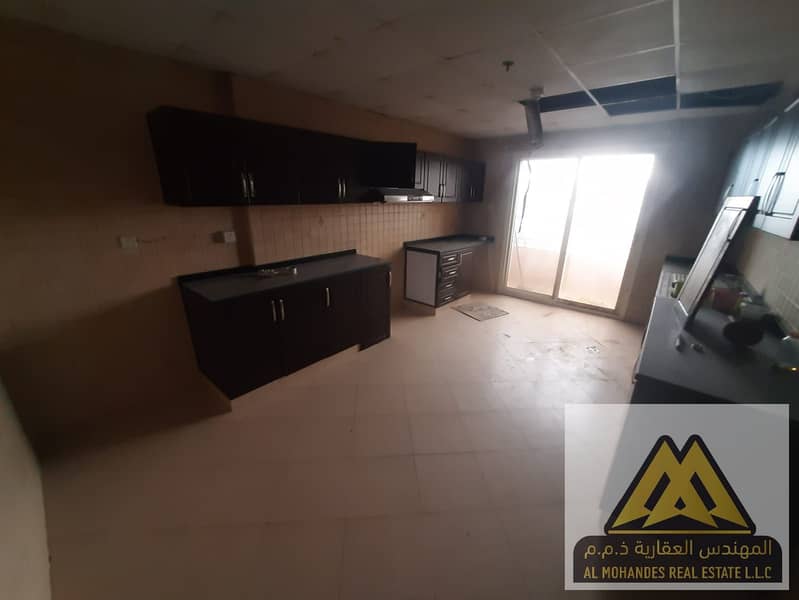 3-Bedroom Apartment for Annual Rent in Al Naeemiya 2, Ajman – 3 Bathrooms, 3 Balconies, Central AC, Spacious