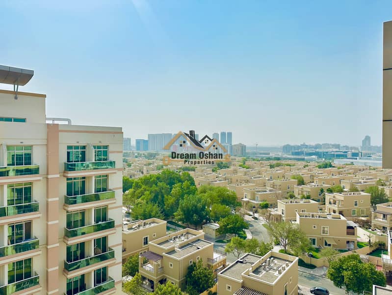 Corner Unit| Park and Villa View | For Family only