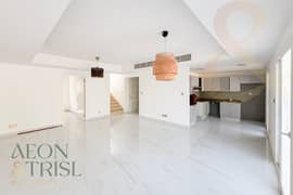 فیلا في الينابيع 15،الينابيع 3 غرف 5300000 درهم - 14685958