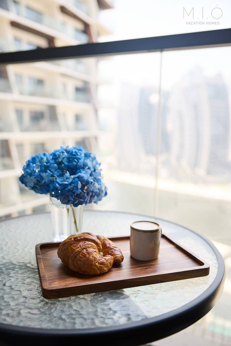 No Commission | Furnished 1BR | Vacant