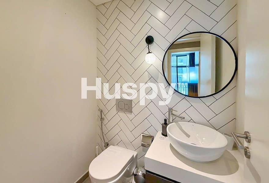 Fully Furnished | Vacant | Pool View - Image 16