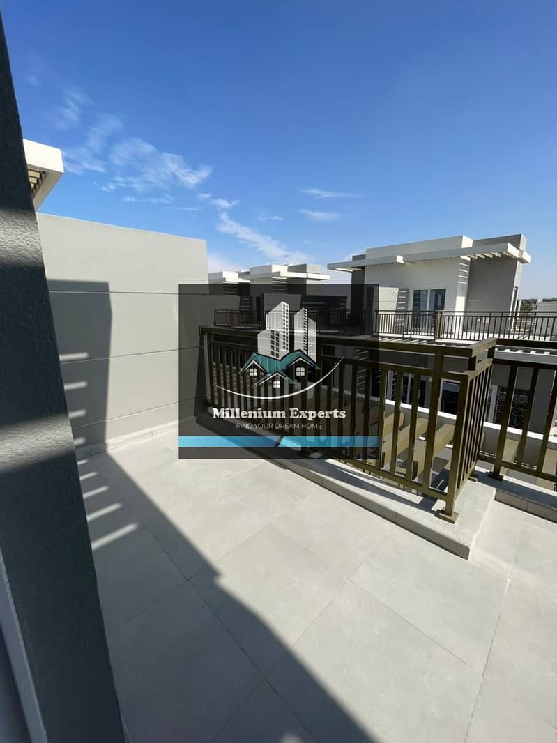 4BR Villa | Multiple Balconies | Park & Pool Views - Image 18