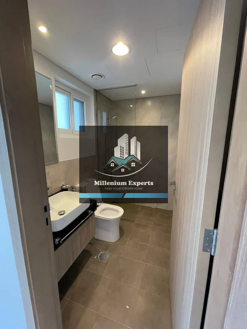 4BR Villa | Multiple Balconies | Park & Pool Views - Image 27