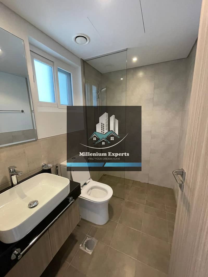 4BR Villa | Multiple Balconies | Park & Pool Views - Image 28