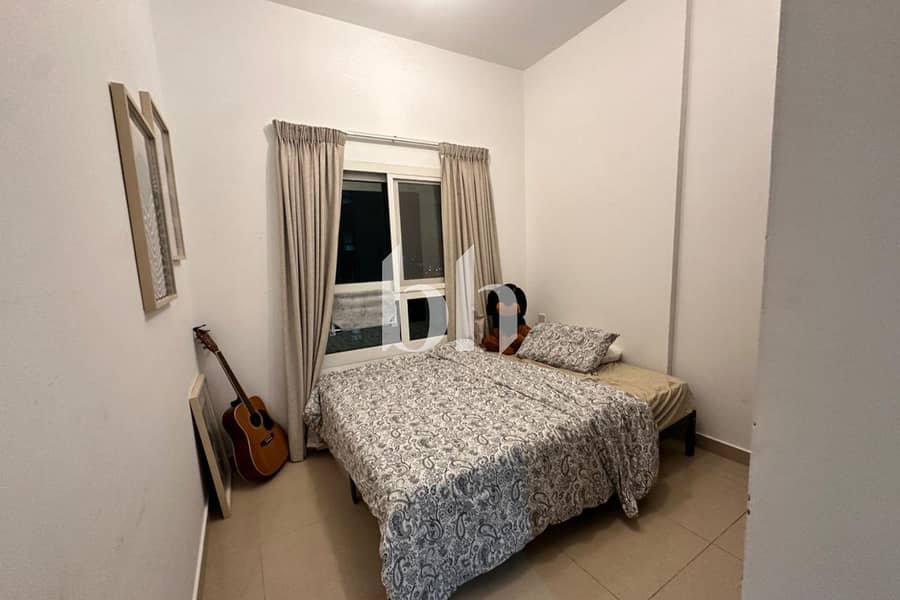 8 images image img