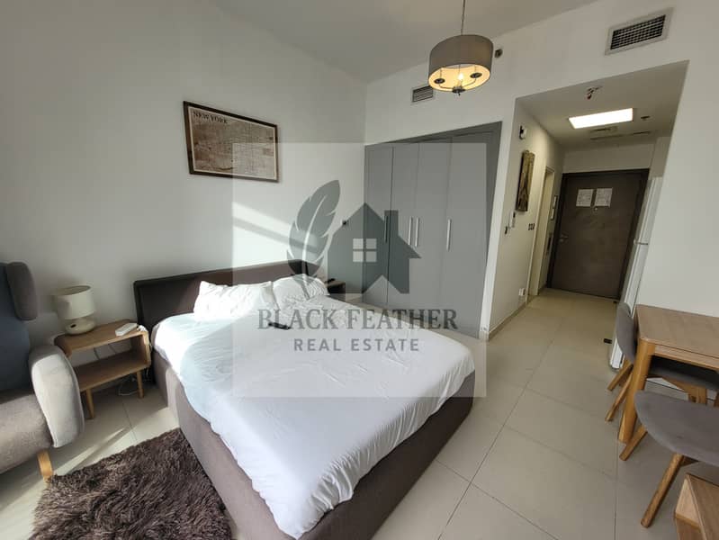 FREE CHILLER // CLOSE TO METRO // FURNISHED STUDIO // BALCONY