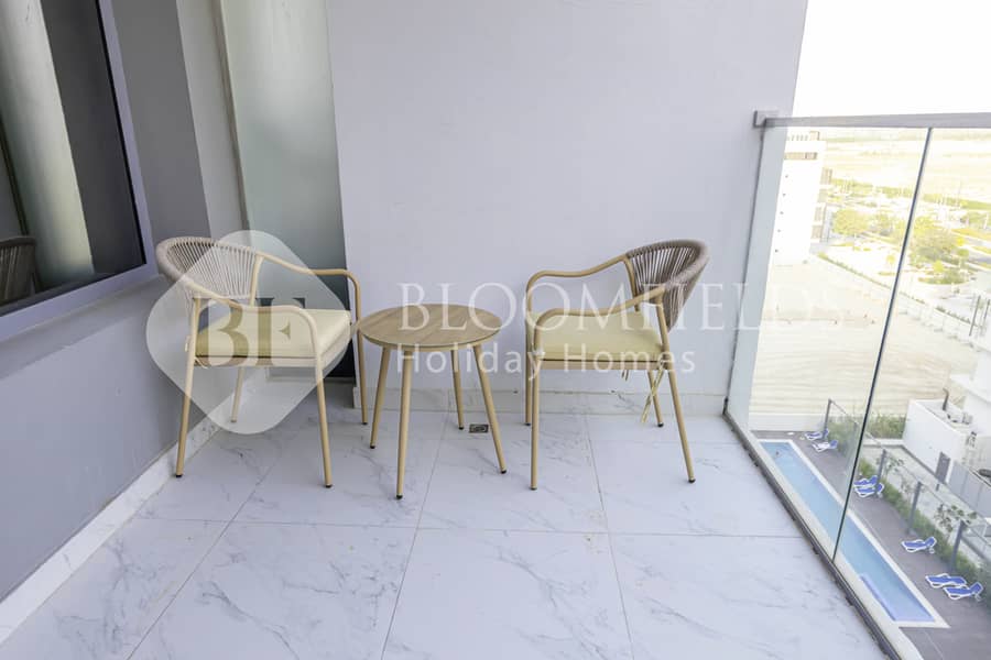 3 Balcony 1. jpg