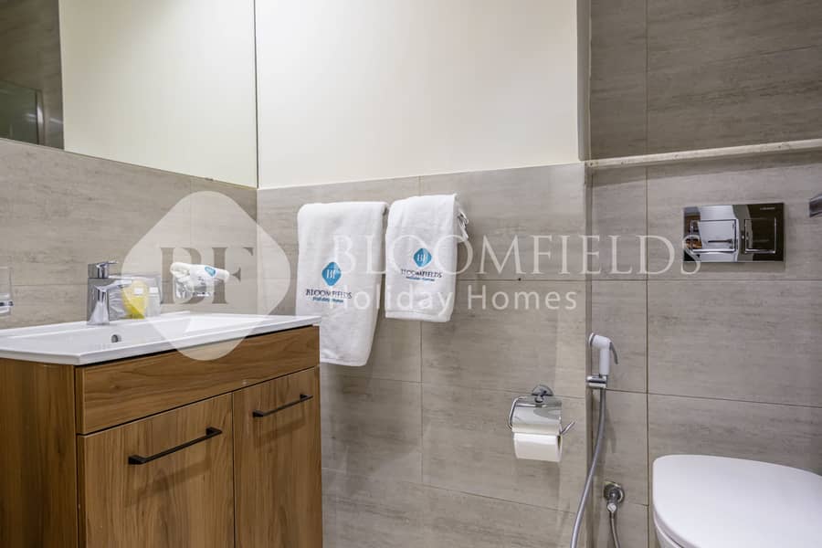 9 Washroom 1. jpg