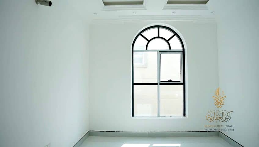 8 vlcsnap-2025-11-09-12h40m36s861. png