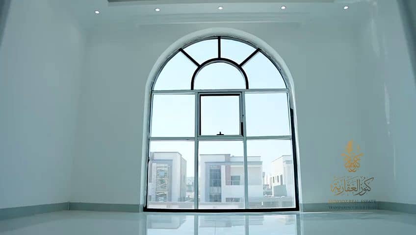 9 vlcsnap-2025-11-09-12h40m43s358. png
