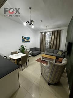 شقة غرفة وصالة للايجار بابراج السيتي تاور بمنطقة النعيمية 3 تتميز باركينج مجاني لراحة السكان - بلكونة باطلالة مفتوحة - قريبة من الشارقة - تتميز بقربها