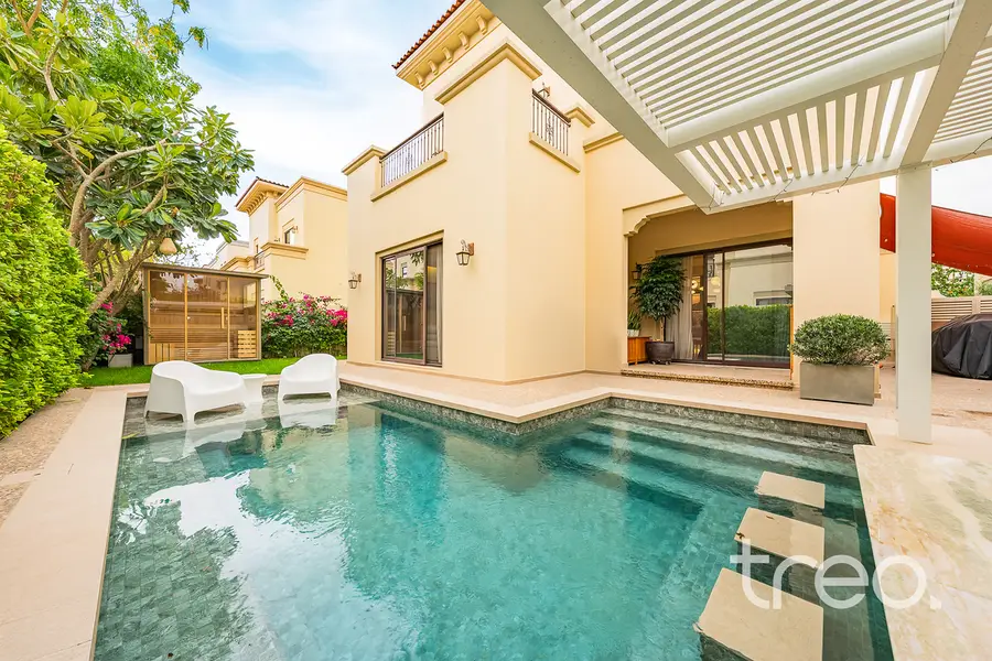 Dream Turnkey Home | Renovated with Pool in Arabian Ranches 2