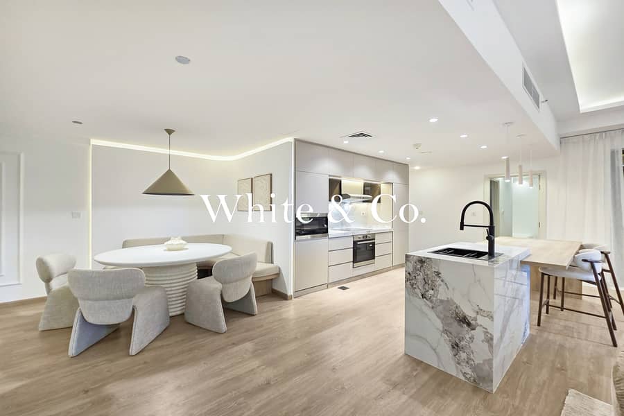 FULLY UPGRADED | VACANT | FULLY FURNISHED FULLY UPGRADED | VACANT | FULLY FURNISHED