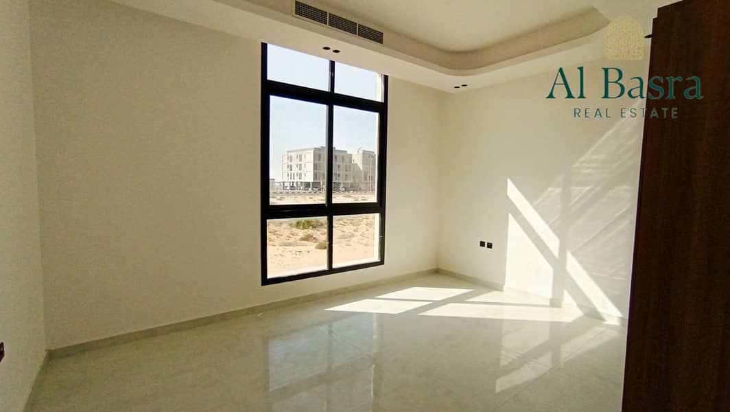 11 community-swimming-pool-tilal-city. jpg