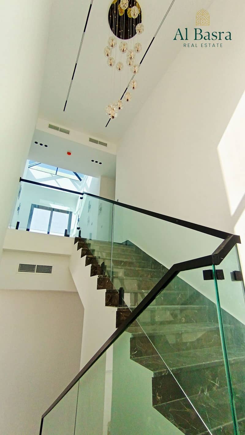 32 master-bedroom-ensuite-villa-tilal-city. jpg