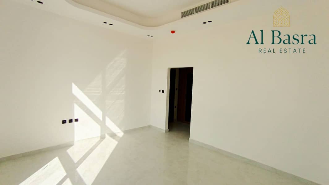 43 storage-room-spacious-villa-sharjah. jpg