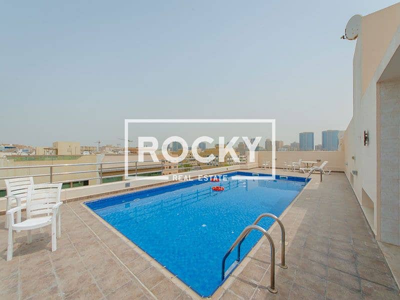 18 BurDubai_AbdulQader_Views&Amenities-(1-of-22). jpg